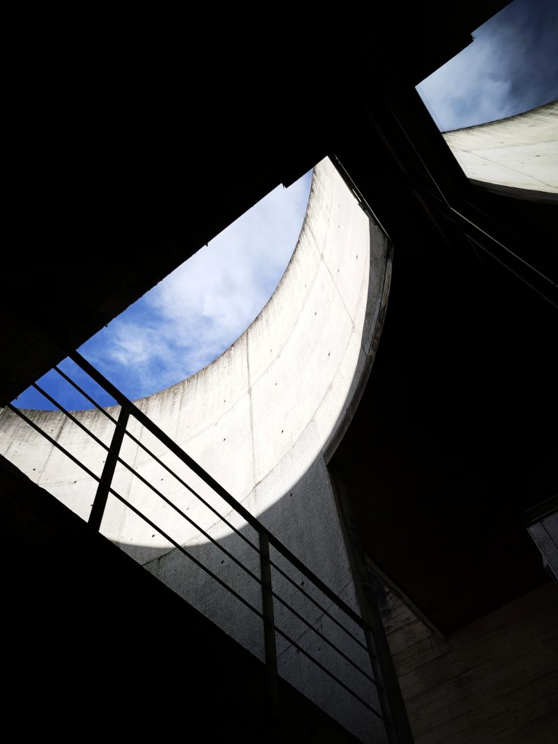 Contraste Hard Edge – Fotografía creativa móvil en Barakaldo | Ibarakaldo