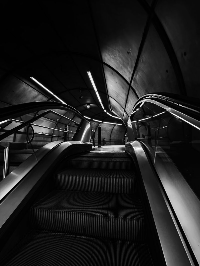Metro Barakaldo 32 –  Silencio Urbano – Fotografía creativa móvil en Barakaldo | Ibarakaldo