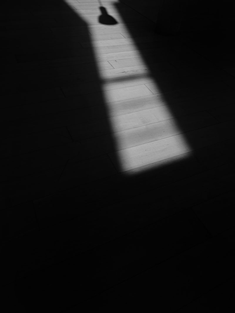 Silueta colgante … – Fotografía creativa móvil en Barakaldo | Ibarakaldo