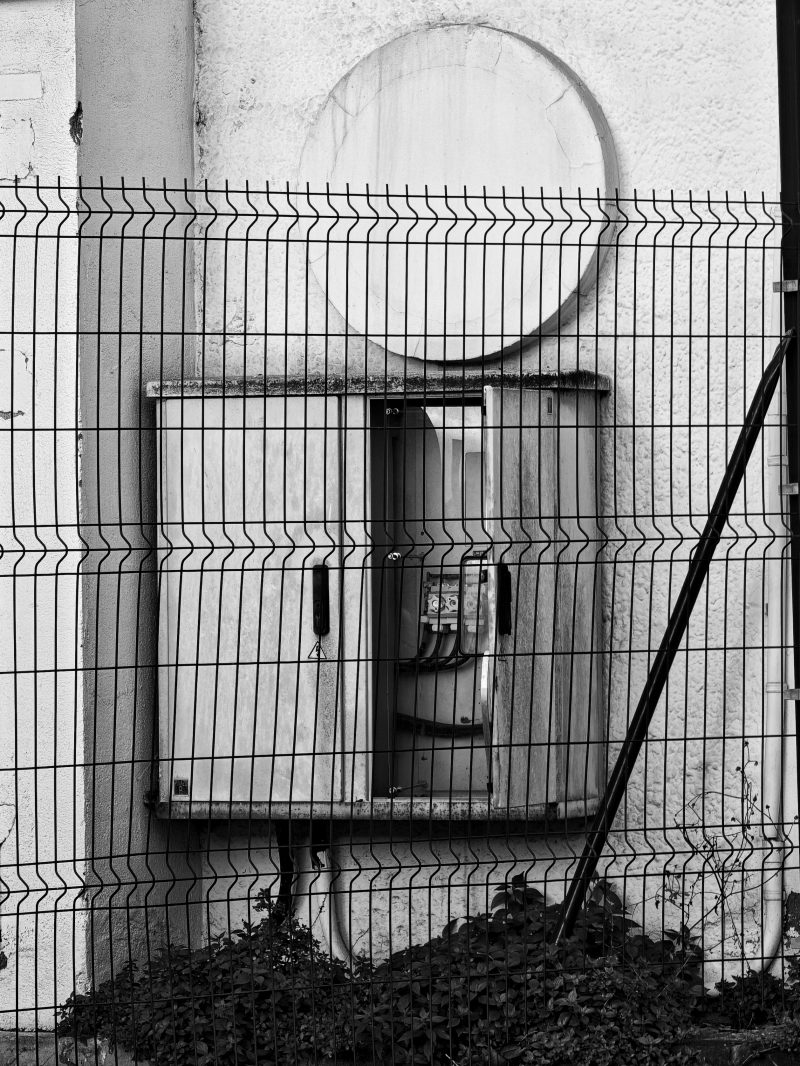 Somebody’s Watching Me 4 – Fotografía creativa móvil en Barakaldo | Ibarakaldo