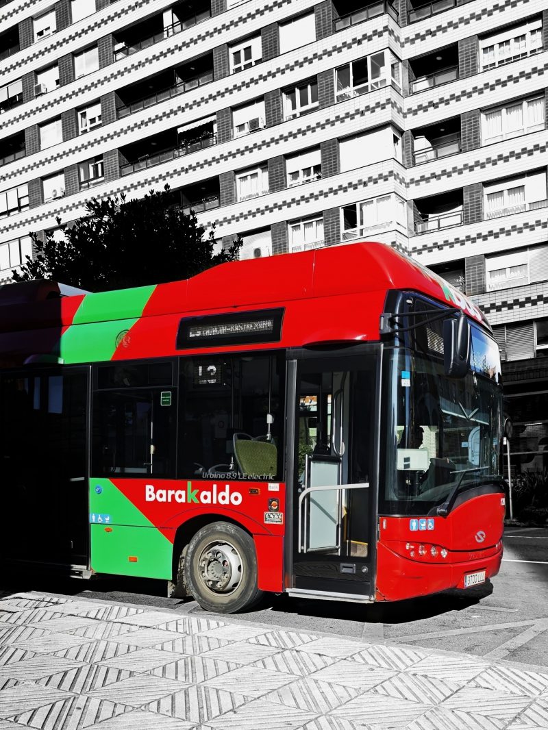 Desaturado Selectivo | BarakaBus aka KBus | Momentos Splash (Cut Out). Fotografía Creativa Ibarakaldo