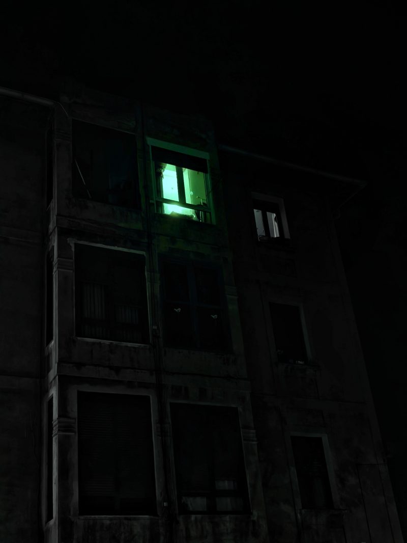 MATRIX  empezo en esta habitacion… – Fotografía creativa móvil en Barakaldo | Ibarakaldo
