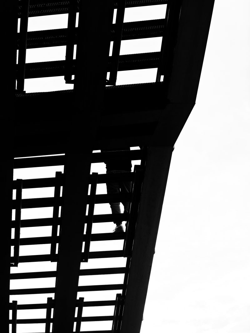 Caminando hacia la LUZ….– Fotografía creativa móvil en Barakaldo | Ibarakaldo