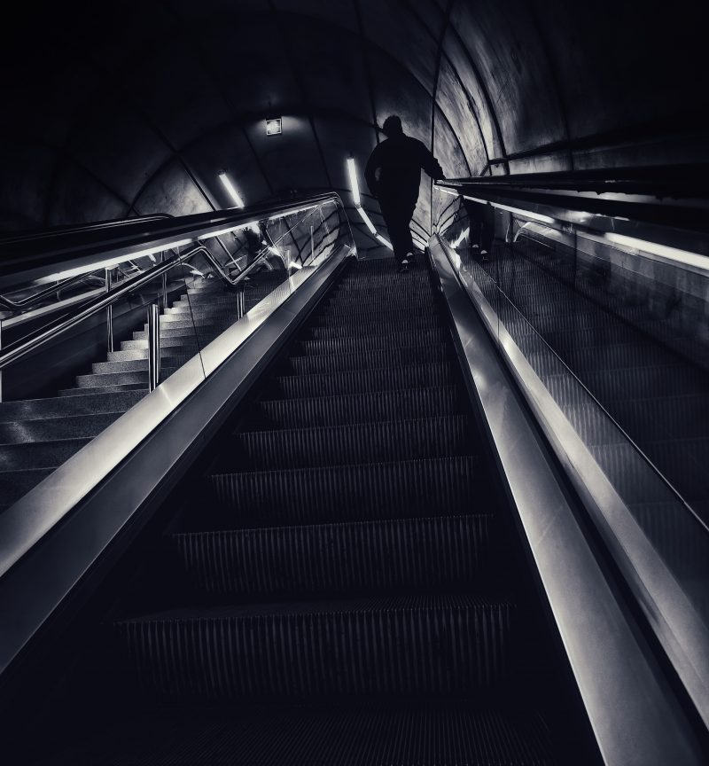 El hombre que sabía demasiado…  – Fotografía creativa móvil en Barakaldo | Ibarakaldo
